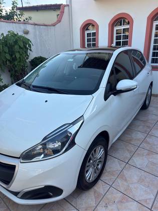 PEUGEOT 208 1.2 ALLURE 12V FLEX 4P MANUAL PEUGEOT 208 1.2 ALLURE 12V FLEX 4P MANUAL